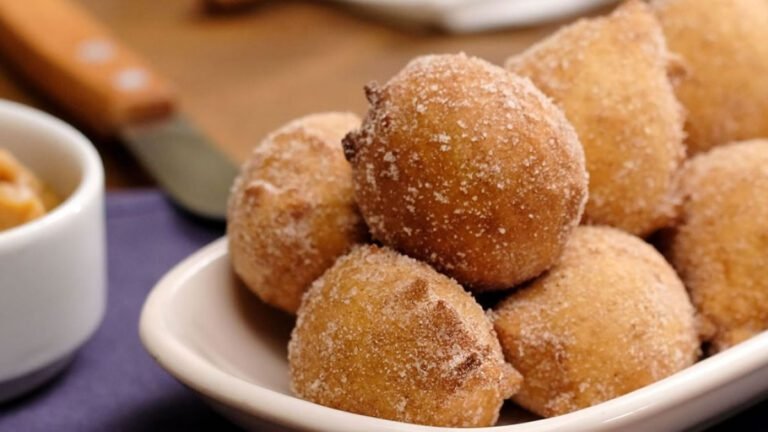 Como Fazer Bolinho De Chuva Simples Com Queijo Receita De Minas Portal Tudo Aqui